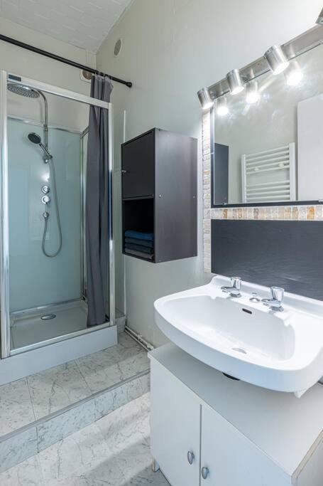 Apartmán Le Charmant Hello Palois-T2-Wifi Pau Exteriér fotografie